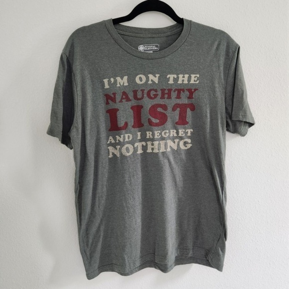 Women's‎ size medium Naughty List Christmas grey t-shirt